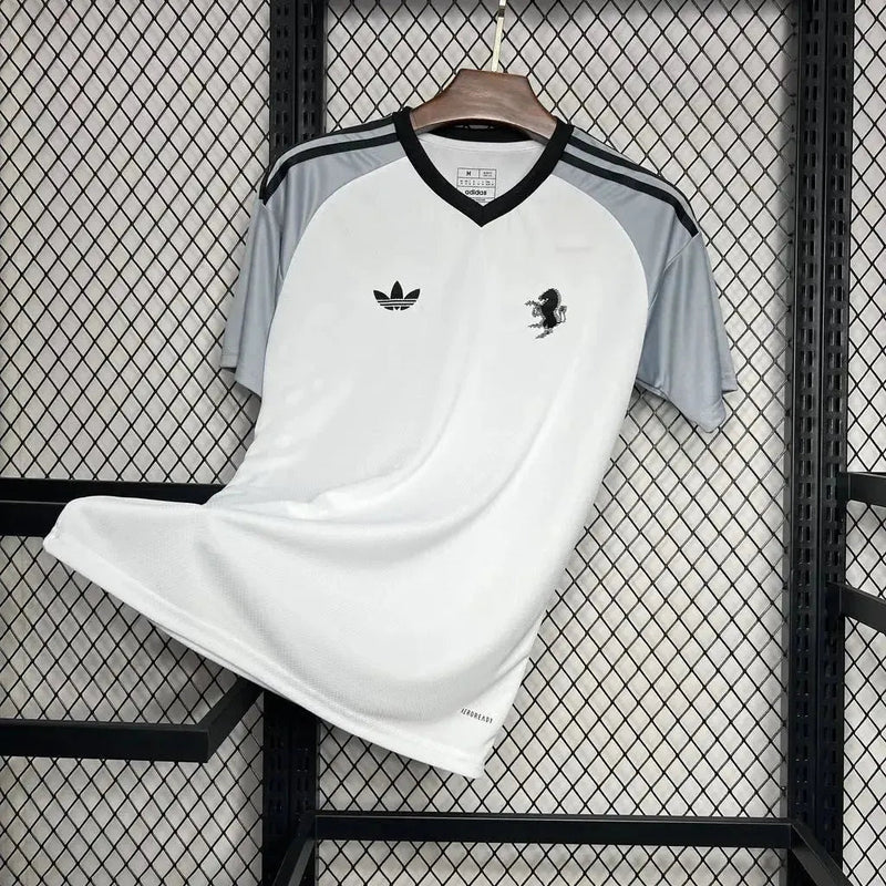 Juventus Training Shirt 24/25 - Men's White Fan Shirt