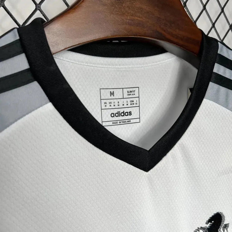 Juventus Training Shirt 24/25 - Men's White Fan Shirt