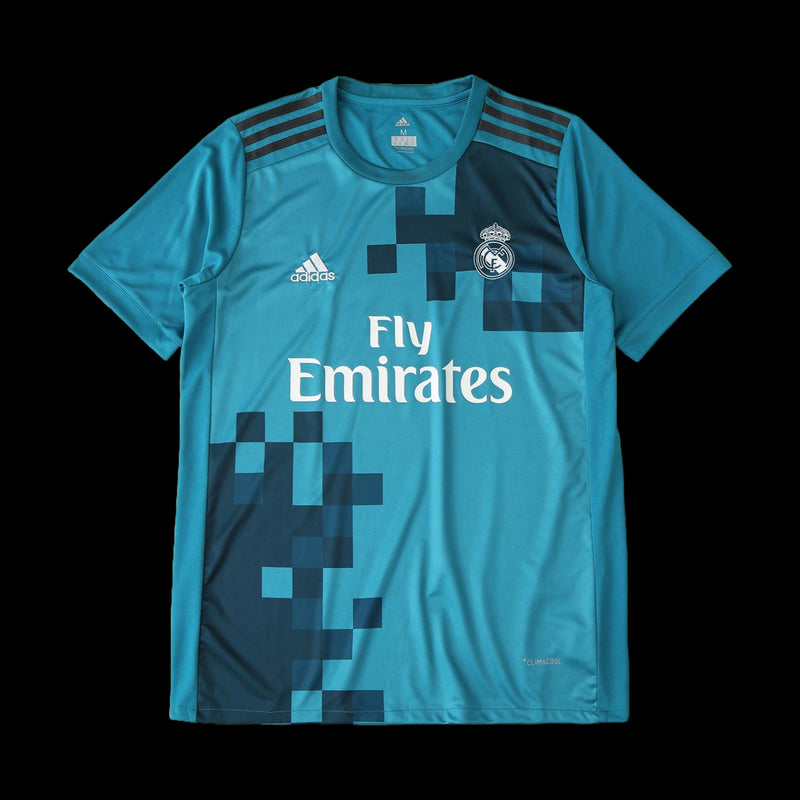 Real Madrid Retro 2017/18 Men's Fan Shirt - Blue