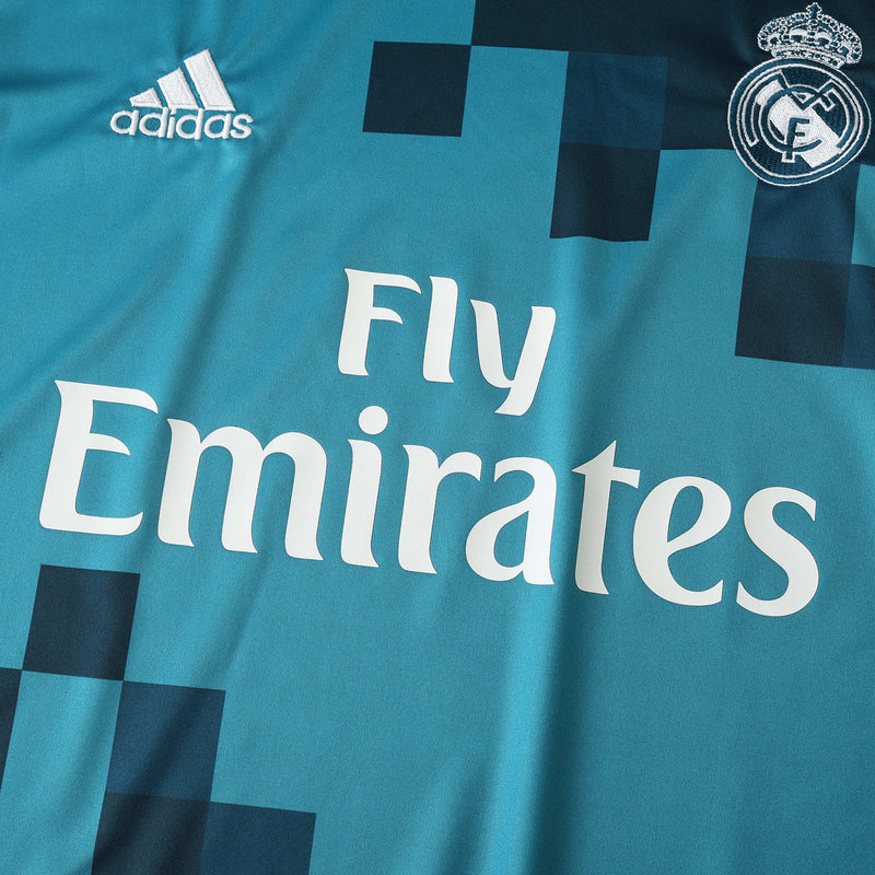Real Madrid Retro 2017/18 Men's Fan Shirt - Blue
