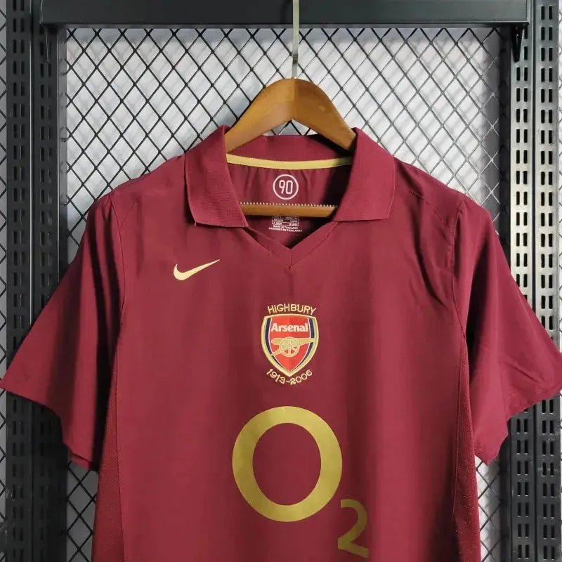 Arsenal Retro 2005/06 Fan Shirt - Men's Red
