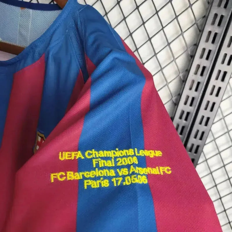 Barcelona Home Retro Shirt 2005/06 - Men's Fan Long Sleeve