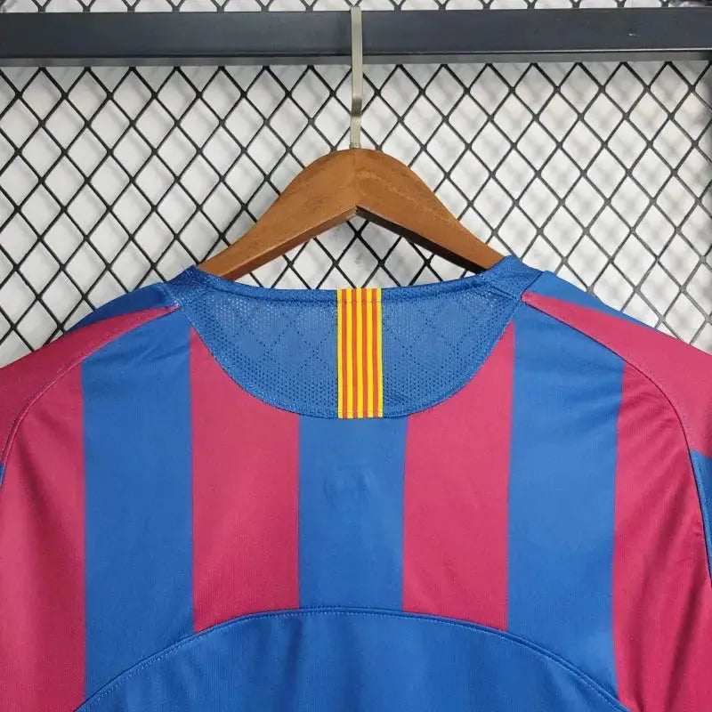 Barcelona Home Retro Shirt 2005/06 - Men's Fan Long Sleeve