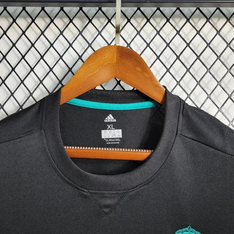 Real Madrid Away Retro Shirt 2017/18 - Men's Fan Shirt Black and Blue Long Sleeve