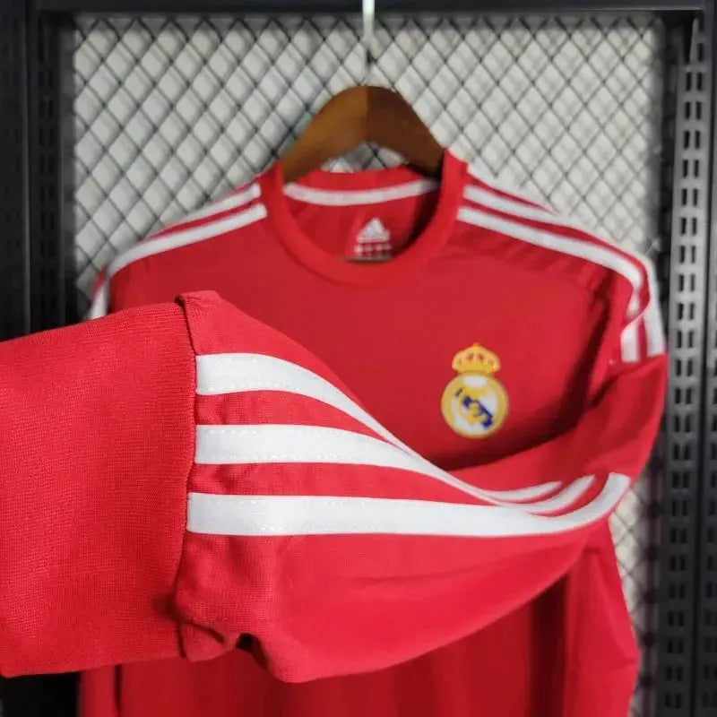 Real Madrid Away Retro Shirt 2011/12 - Men's Fan Red Long Sleeve