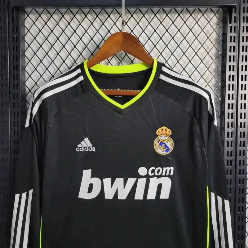 Real Madrid Away Retro Shirt 2010/11 - Men's Fan Shirt Black and Green Long Sleeve