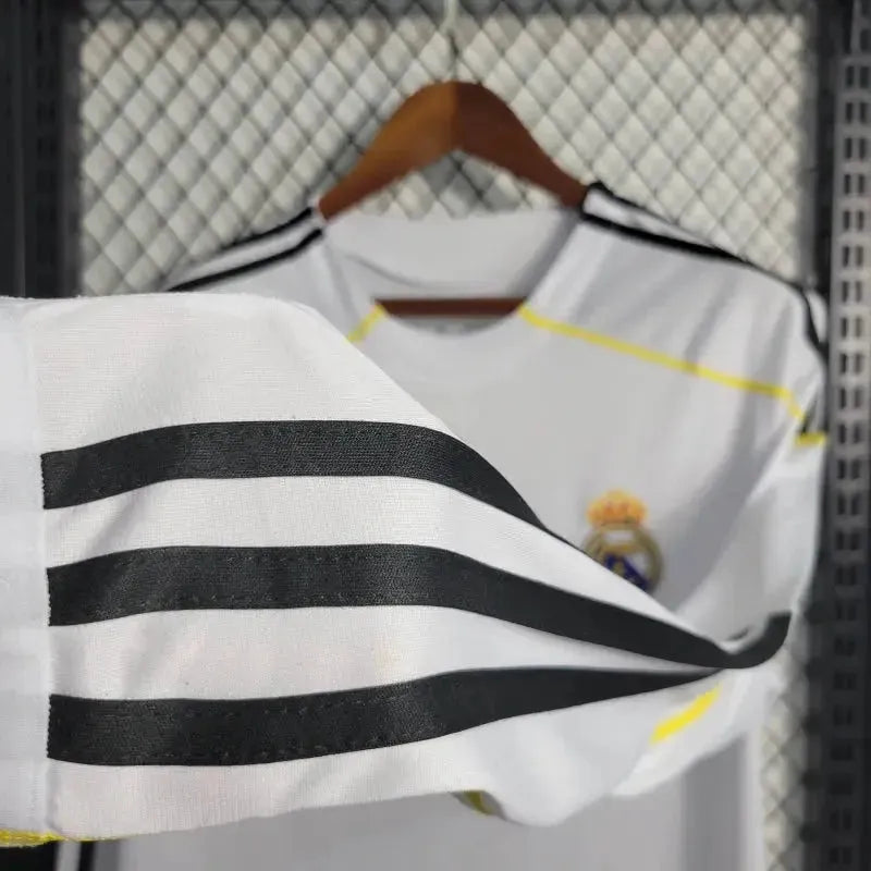 Real Madrid Home Retro Shirt 2009/10 - Men's White Long Sleeve Fan Shirt