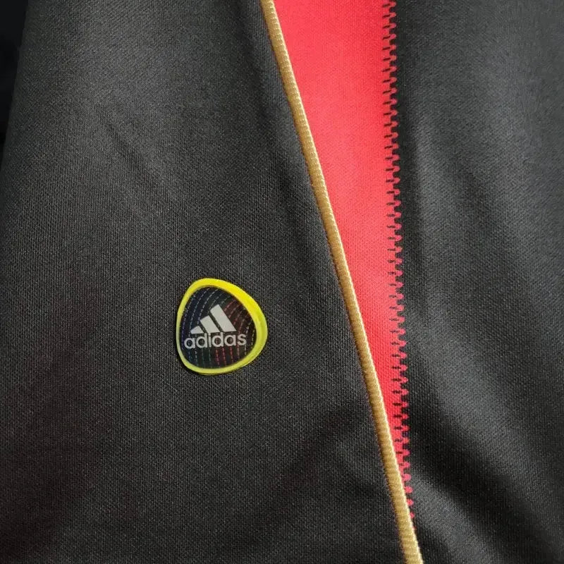 AC Milan Home Retro Shirt 2010/11 - Men's Fan Shirt