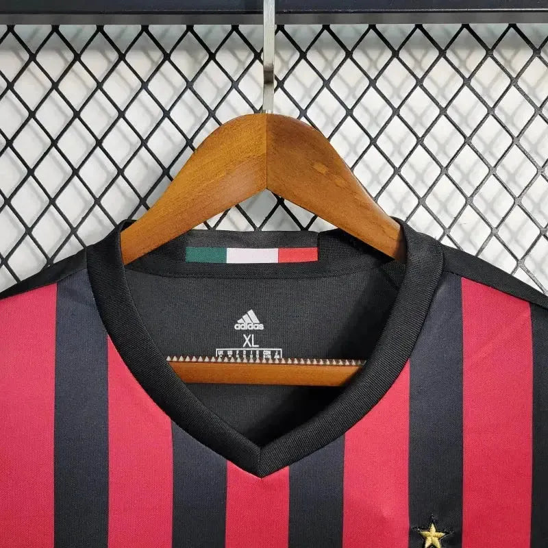AC Milan Home Retro Shirt 2016/17 - Men's Fan Shirt
