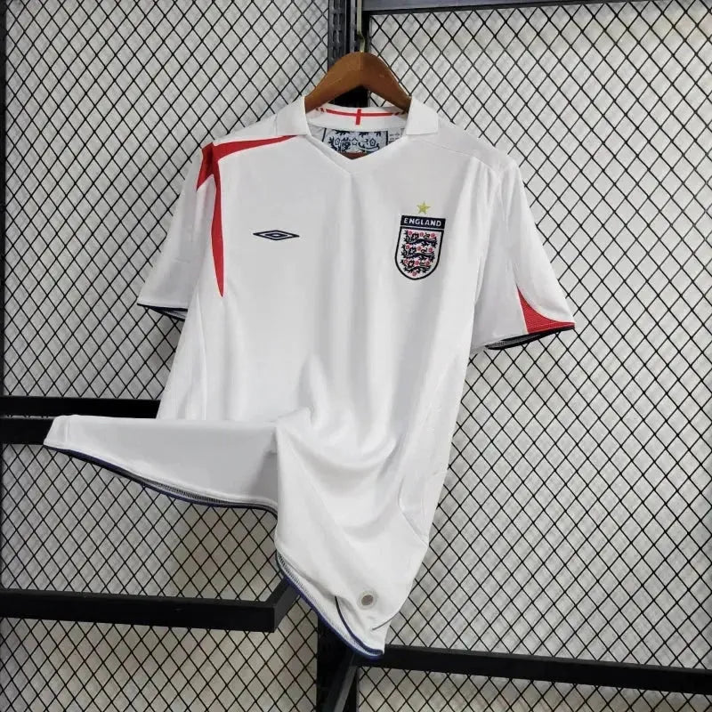 England Retro Home Shirt 2005 - Mens White Fan Shirt