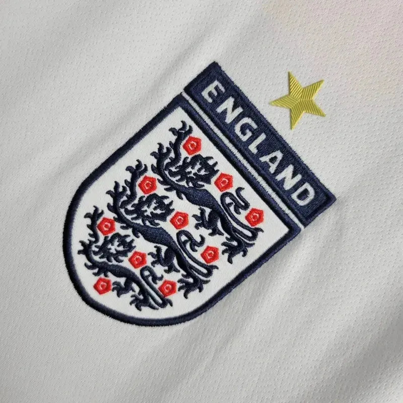 England Retro Home Shirt 2005 - Mens White Fan Shirt