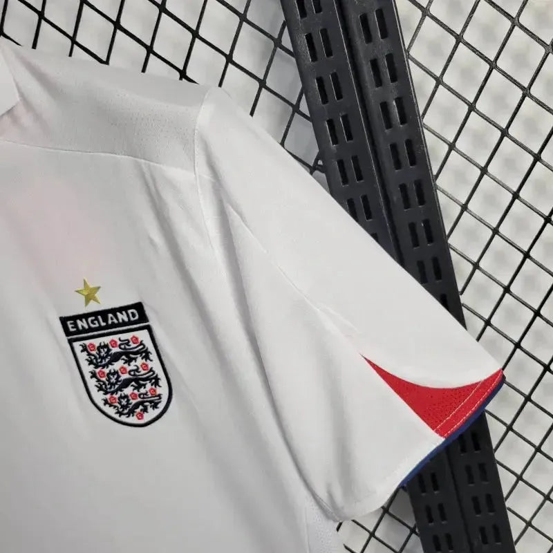 England Retro Home Shirt 2005 - Mens White Fan Shirt