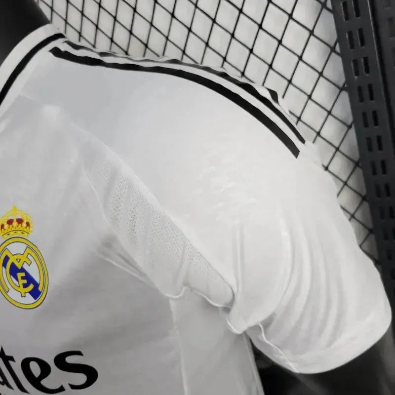 Real Madrid Home Shirt 24/25 - Mens Player White