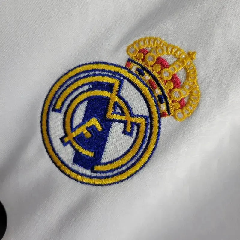 Real Madrid Home Shirt 24/25 - Men's White Fan Shirt + All Patches