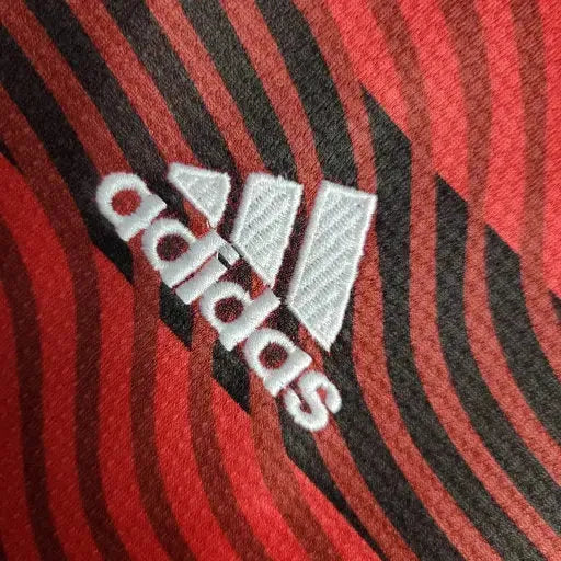 Flamengo Home Shirt 22/23 - Kids Fan Red