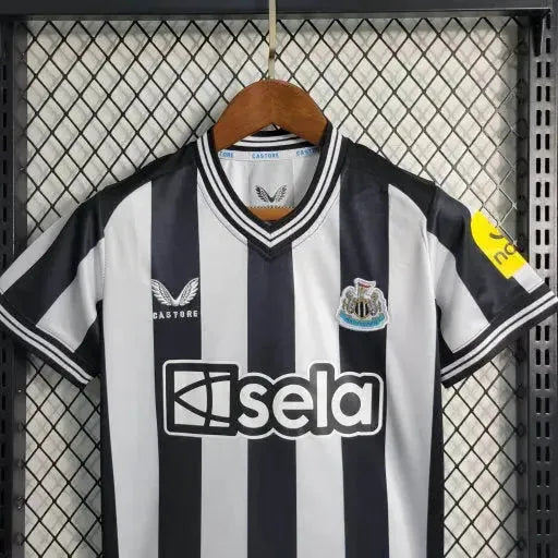Newcastle United Home Shirt 23/24 - Kids Fan Shirt Black &amp; White