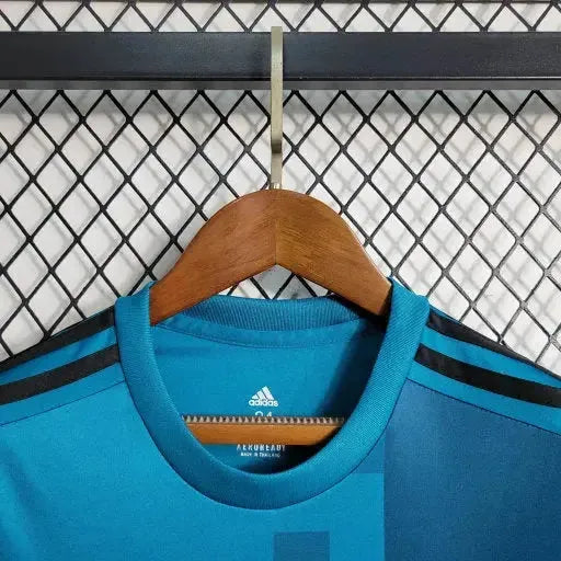 Real Madrid Retro Away Shirt 17/18 - Kids Fan Blue