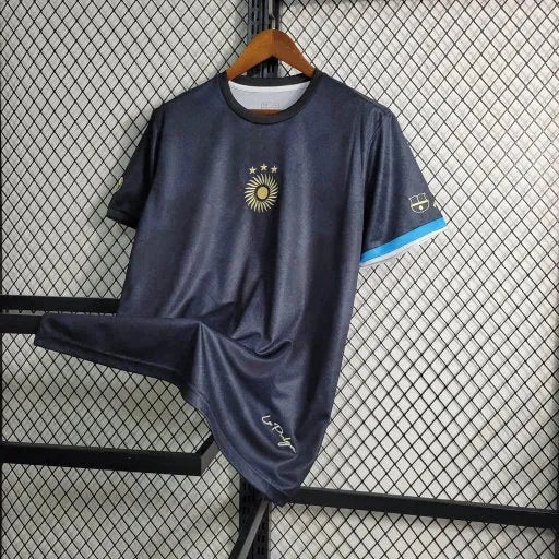 Argentina GOAT Messi Shirt - Black Mens Fan Shirt Comma Football