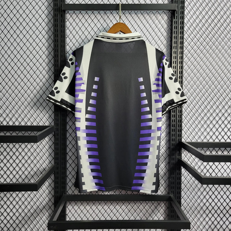 Real Madrid Retro Away Shirt 1997/98 - Men's Fan Shirt - Black, Purple and White