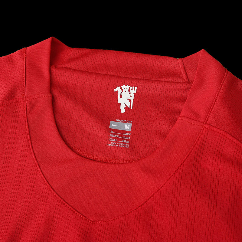Manchester United Retro Home Shirt 07/08 - Men's Fan Shirt