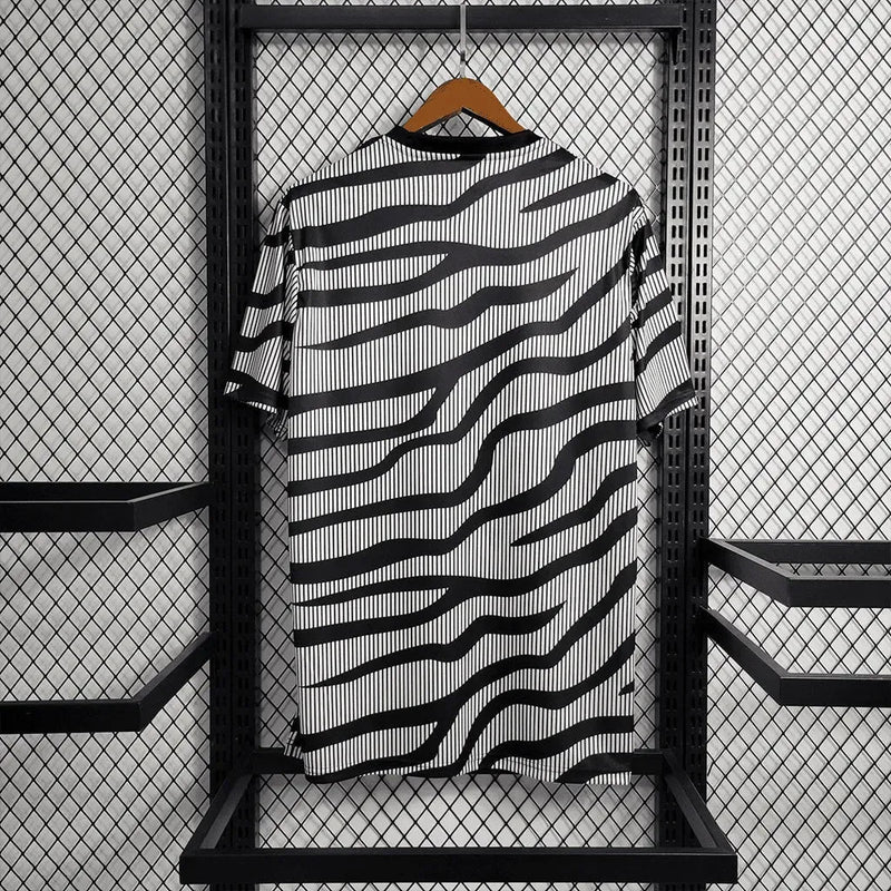 Juventus Training Jersey 23/24 - Men's Fan Shirt