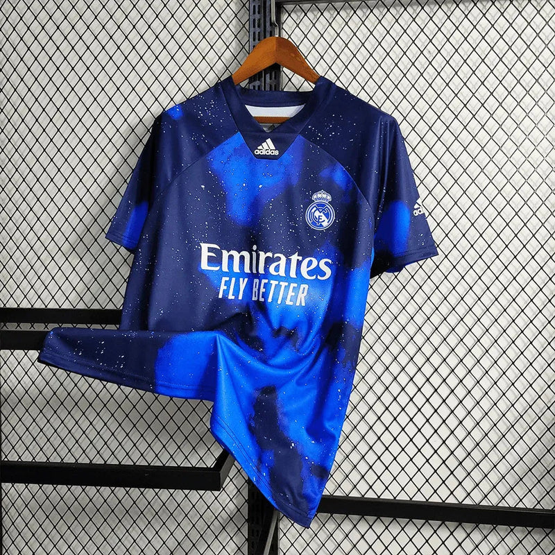 Real Madrid Retro Shirt Special Edition 18/19 - Men's Fan