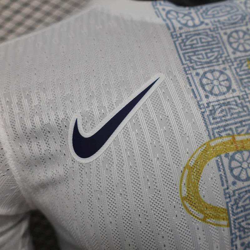 Tottenham Golden Snake 25/26 Shirt - Mens Player White