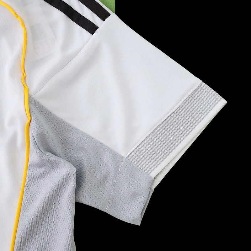 Real Madrid Home Shirt 25/26 - Women's White Fan Shirt
