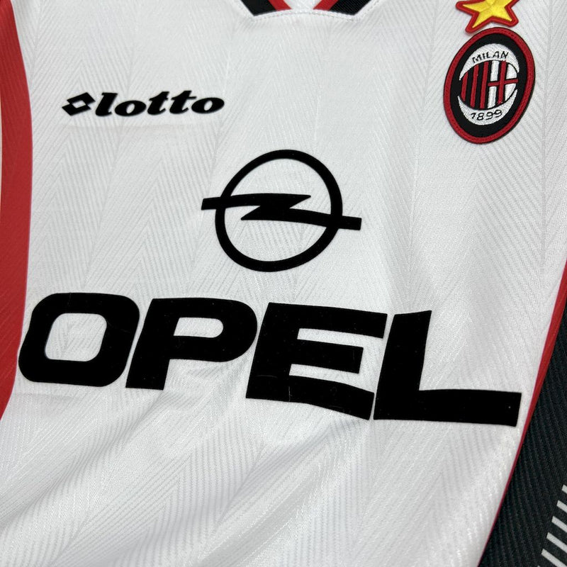 AC Milan Away Retro Shirt 1997/98 - Men's White Fan Shirt