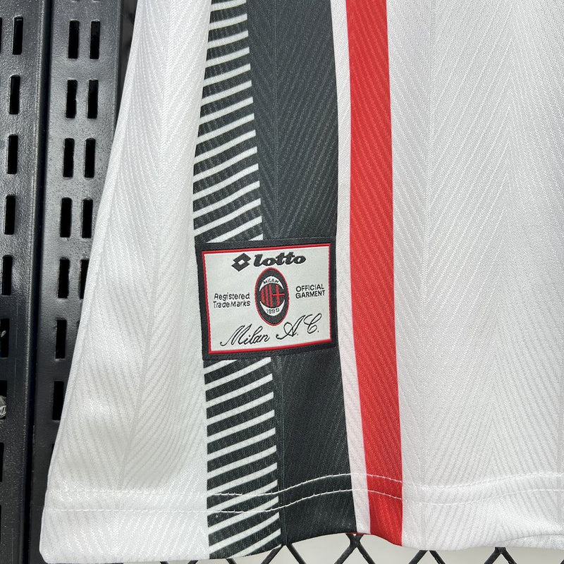 AC Milan Away Retro Shirt 1997/98 - Men's White Fan Shirt