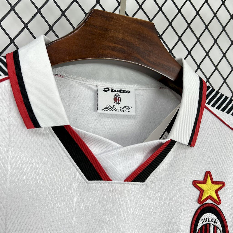 AC Milan Away Retro Shirt 1997/98 - Men's White Fan Shirt