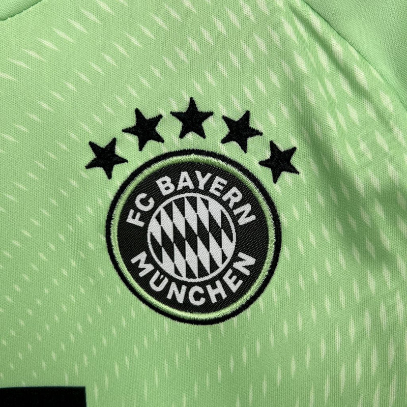 Bayern Munich Goalkeeper Shirt 1 25/26 - Green Kids Fan Shirt