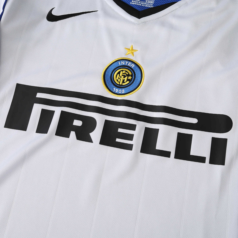 Inter Milan Away Retro Shirt 2004/05 - Men's White Fan Shirt