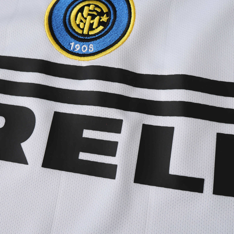 Inter Milan Away Retro Shirt 2004/05 - Men's White Fan Shirt