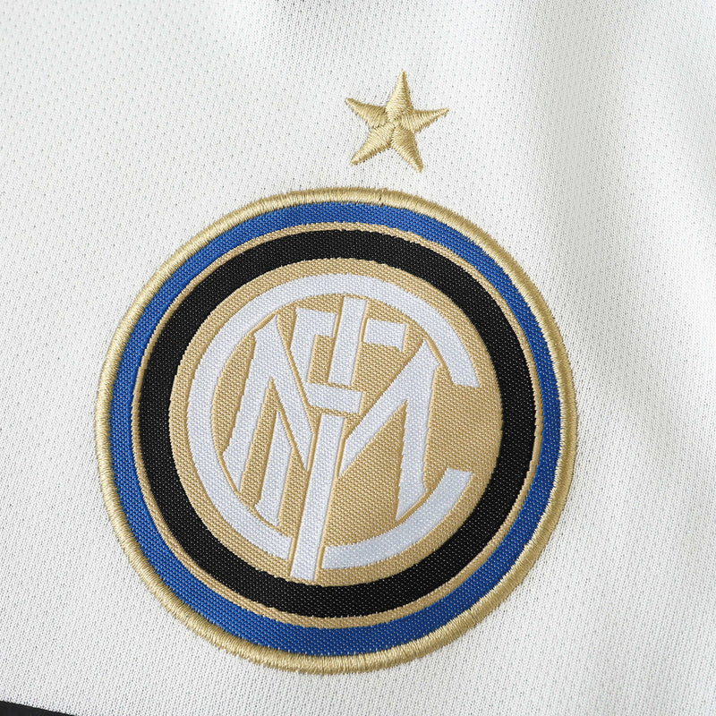 Inter Milan Away Retro 2010 Shirt - Men's White Fan Shirt